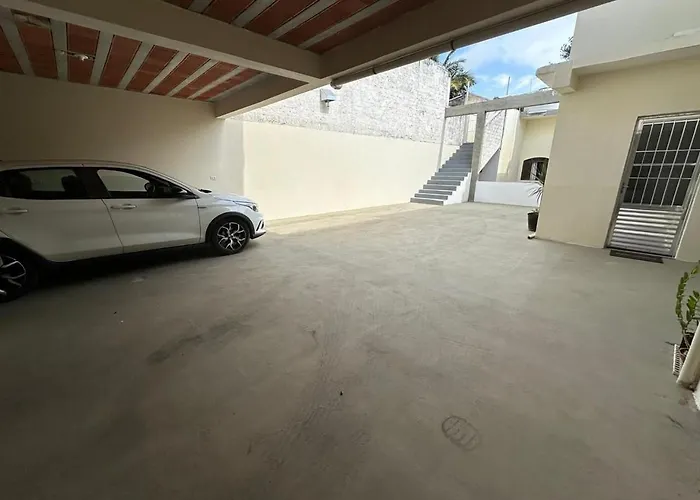 Sta Amélia 1 quarto familia 1 banheiro c/ garagem
