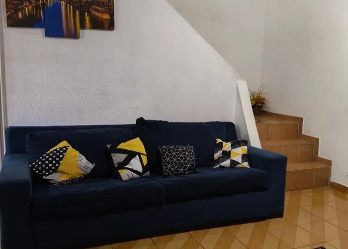 CASA sobrado edícula aconchegante